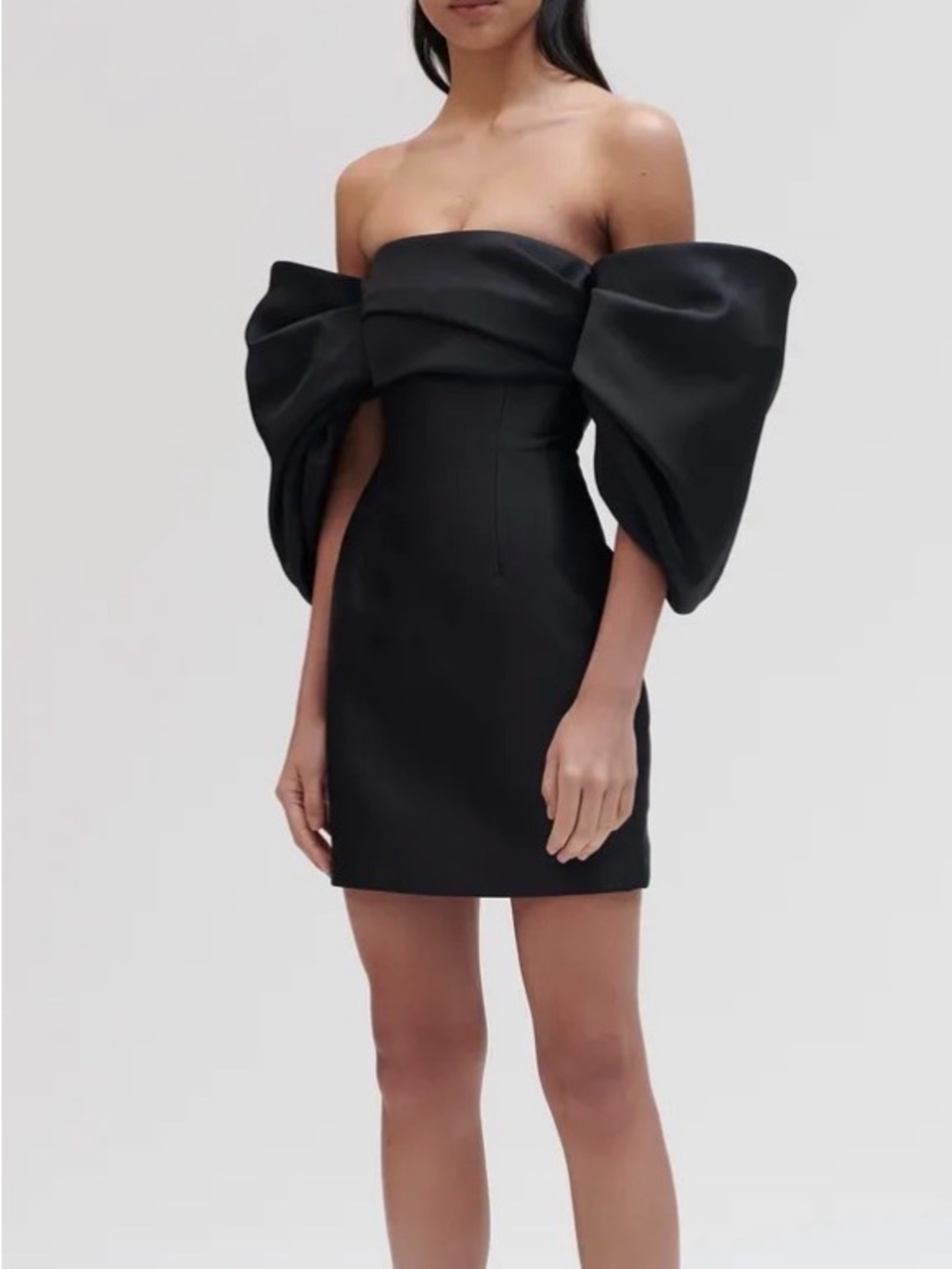 SOLACE LONDON! NEW W TAGS. Off-Shoulder Black Mini Dress